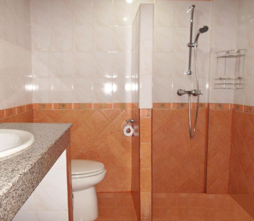Chaiyapoon Inn Pattaja Szoba fotó